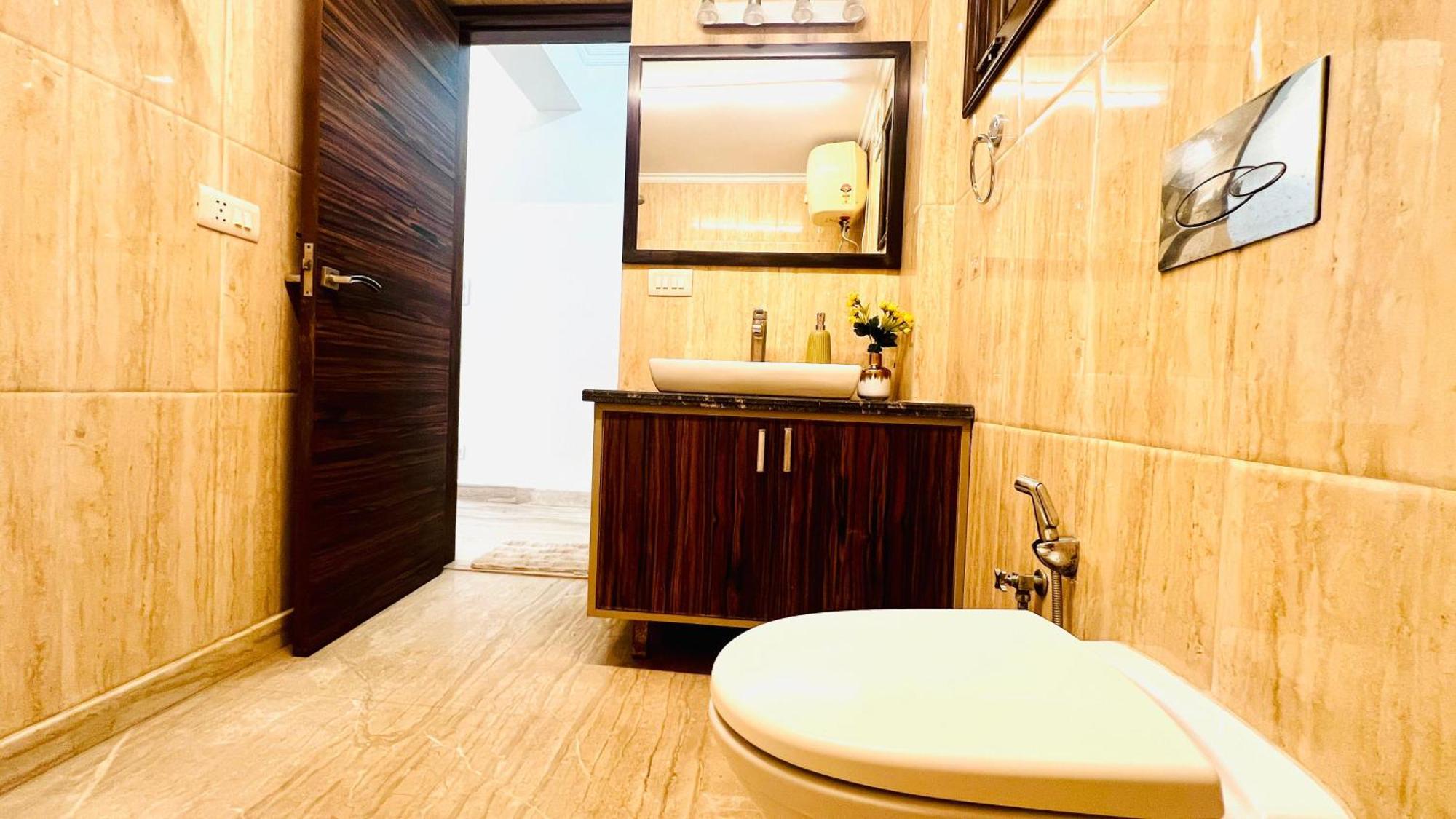 Olive Serviced Apartments - New Friends Colony New Delhi Bagian luar foto