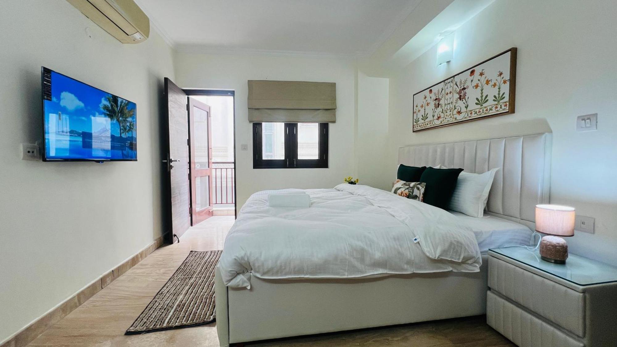 Olive Serviced Apartments - New Friends Colony New Delhi Bagian luar foto